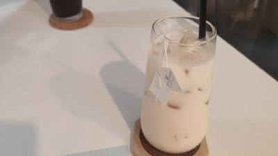 즐겁고 진지한 대화로 서로 알아가는 시간